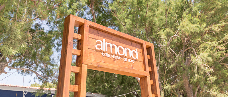 Almond Coffee - Beach - Restaurant